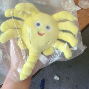 Loot crate exclusive face hugger plush
